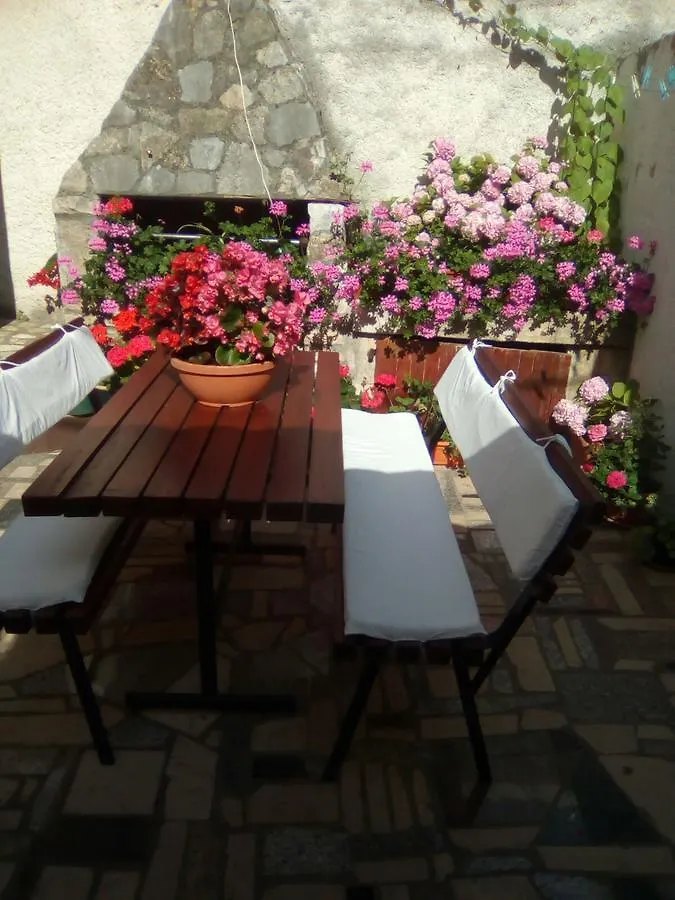 Mon Perin Castrum - Studio Apartment Castel Bale 0*,